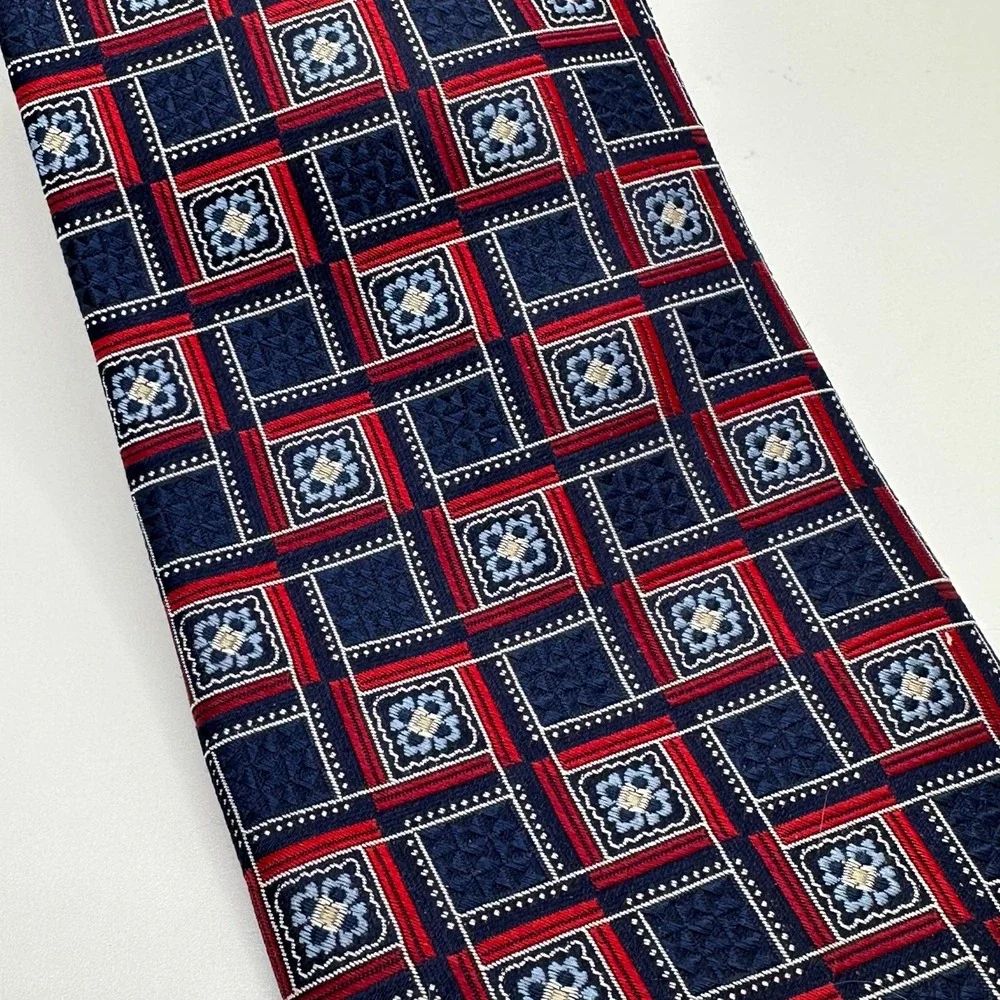 Jos A Bank Silk neck tie blue‎ and red square design 59.5